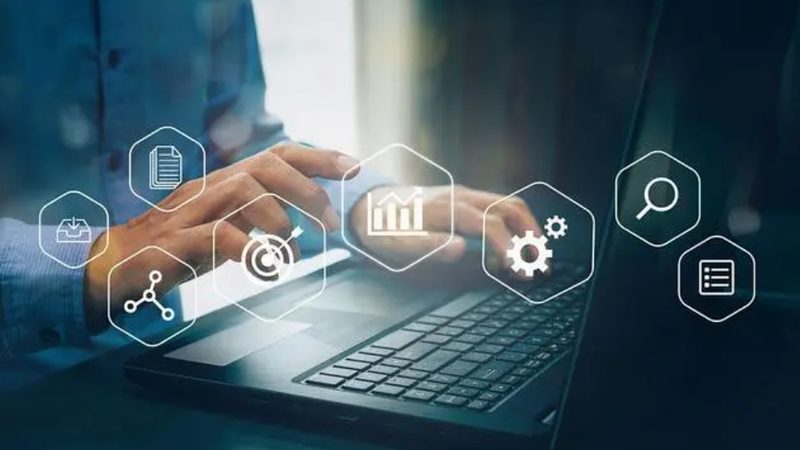 医疗行业定制软件开发：关键参数与选型逻辑